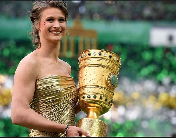 dfb son